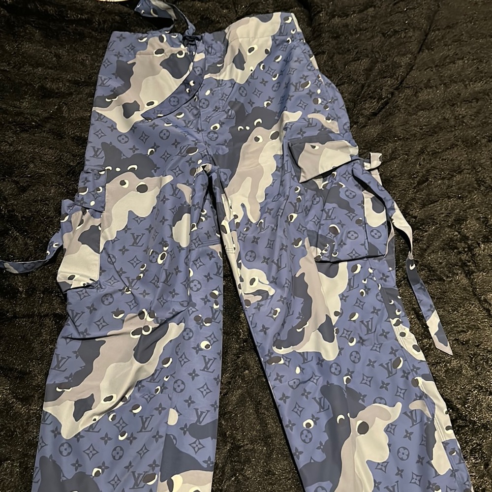 Louis Vuitton Virgil collection  blue cargo pants